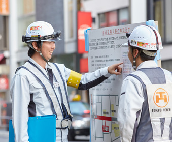 東京鋪装ので働く社員を紹介1